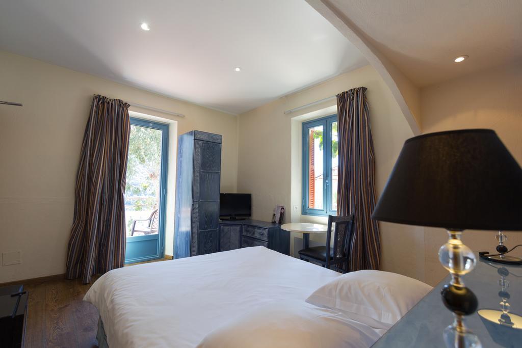 Bella Vista Hotel 3*