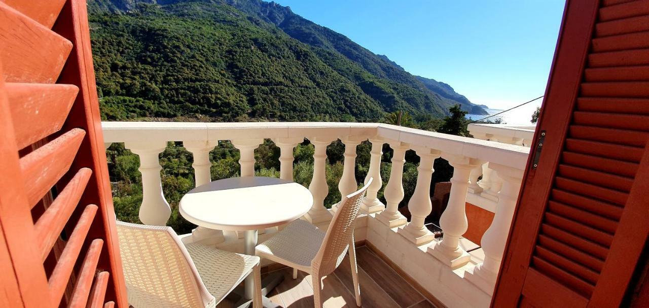 Bella Vista Hotel 3*